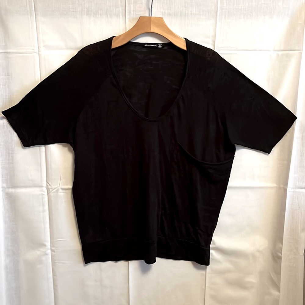 ARITZIA Alternative Oversized Tee // Size OSFM